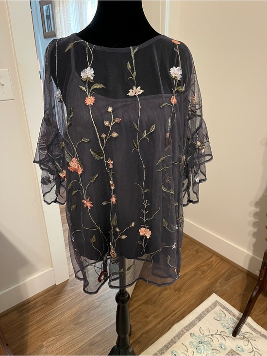 Lucky Brand Tops - Lucky Brand Sheer Embroidered Gray Floral Overlay Top Size XL